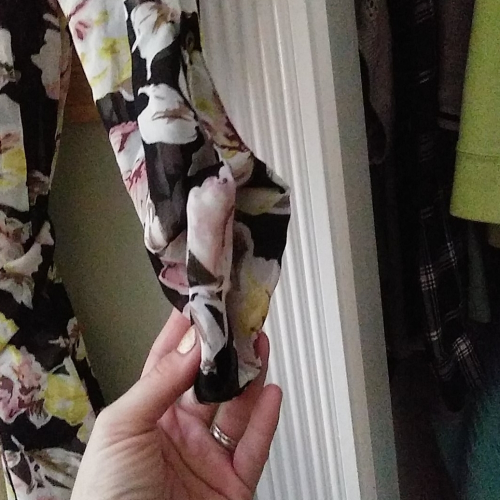 Wrap - Picture 4 of 4